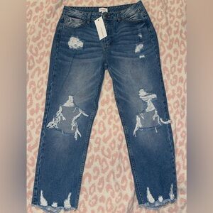 Distressed cropped denim
